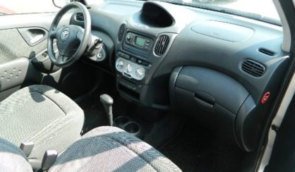 Toyota Yaris Verso 2005