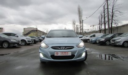 Hyundai Accent 2011