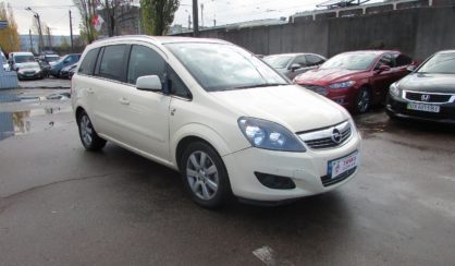 Opel Zafira 2011