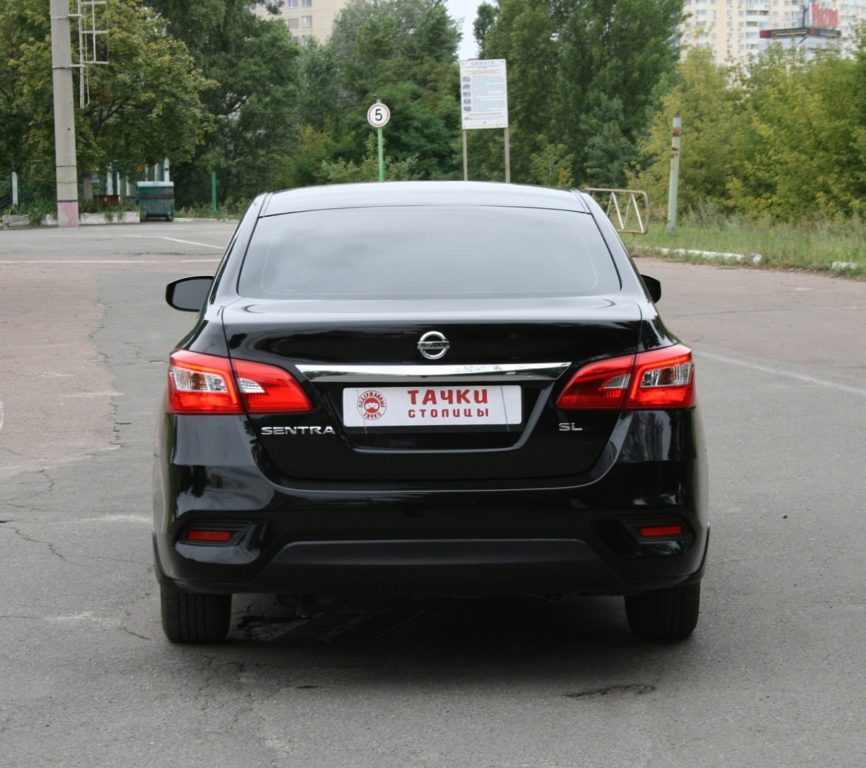 Nissan Sentra 2016