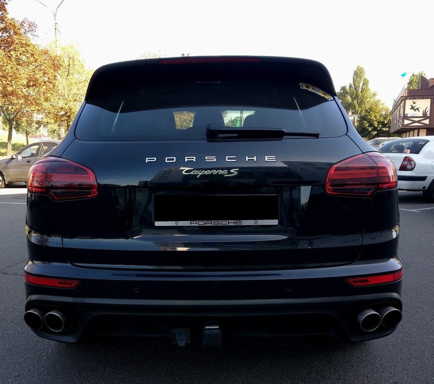 Porsche Cayenne 2016