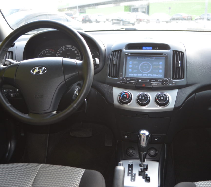 Hyundai Elantra 2011