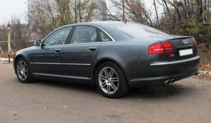 Audi S8 2008