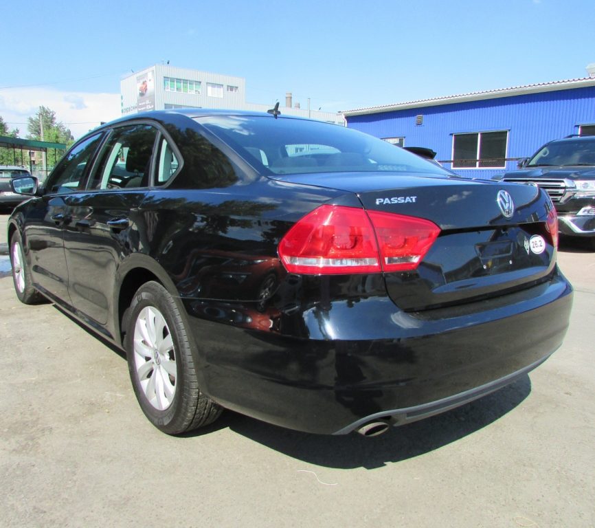 Volkswagen Passat B7 2012