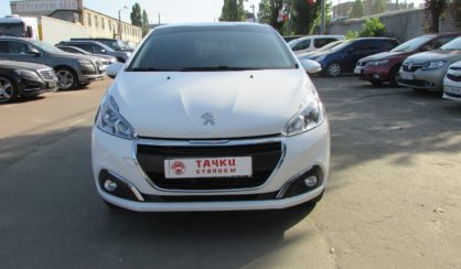 Peugeot 208 2016