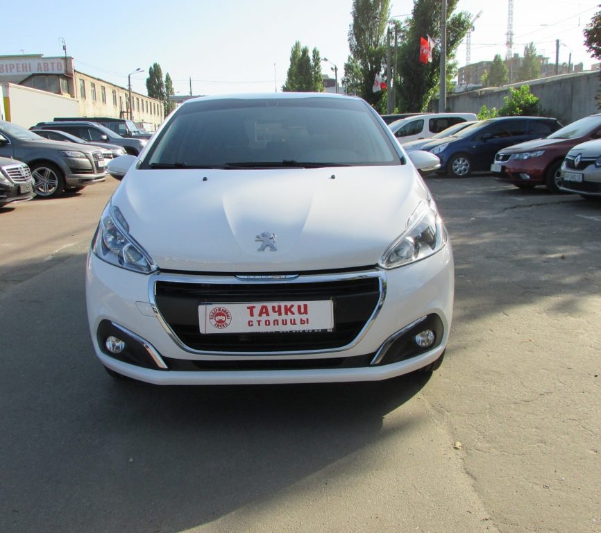 Peugeot 208 2016