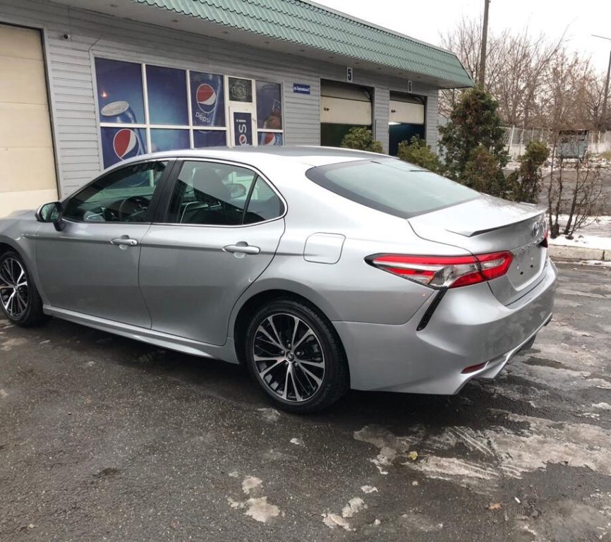 Toyota Camry 2018