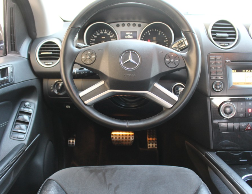 Mercedes-Benz ML 350 2011