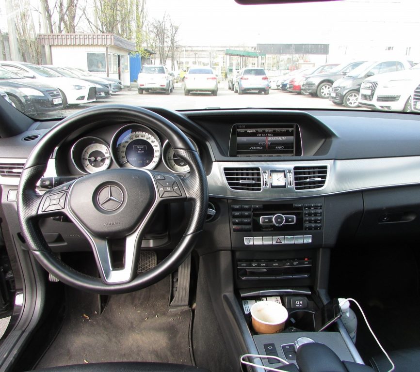 Mercedes-Benz E-Class 2015