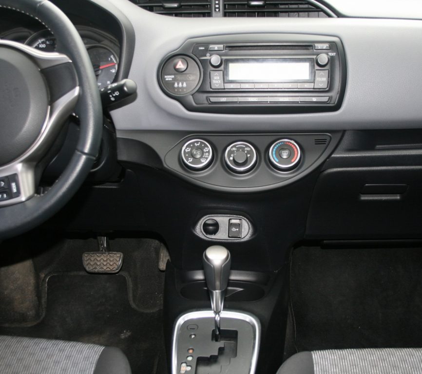 Toyota Yaris 2015