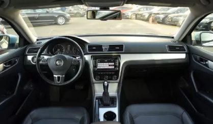 Volkswagen Passat B7 2012