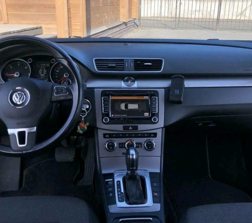 Volkswagen Passat B7 2012