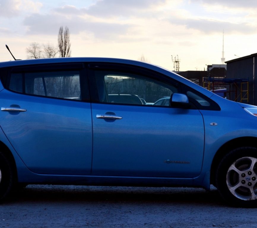 Nissan Leaf 2011