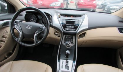 Hyundai Elantra 2013