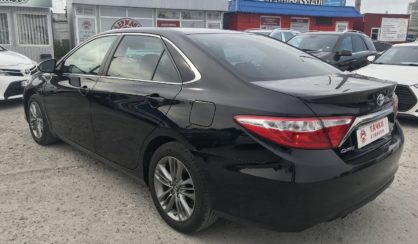 Toyota Camry 2017