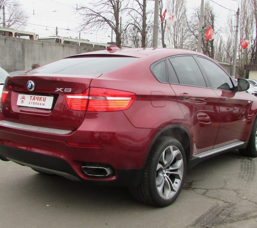 BMW X6 2011