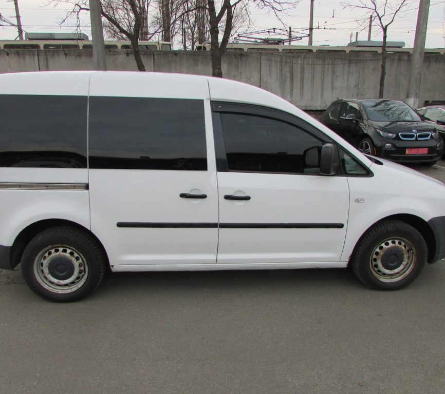 Volkswagen Caddy пасс. 2005