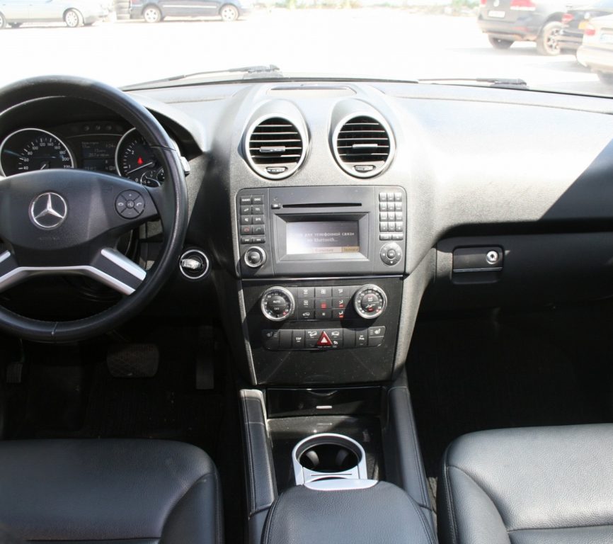Mercedes-Benz ML-Class 2009