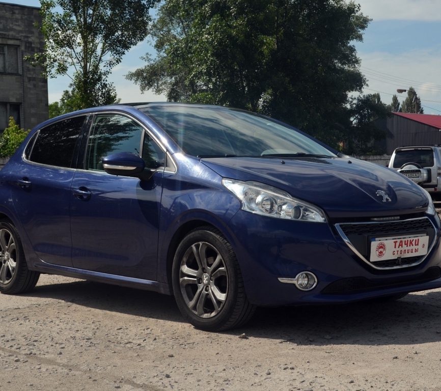 Peugeot 208 2013