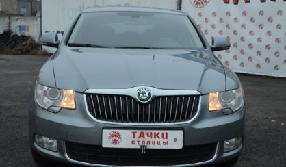 Skoda Superb 2011