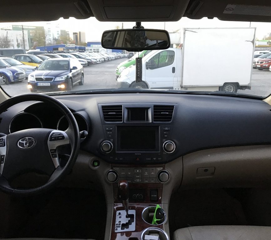 Toyota Highlander 2011