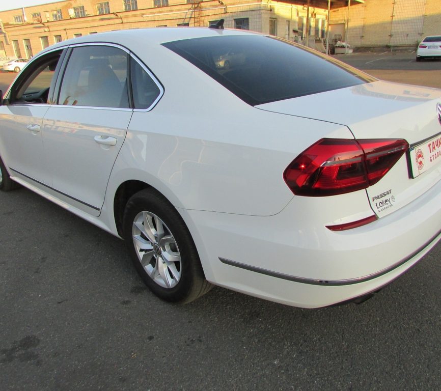 Volkswagen Passat B8 2016