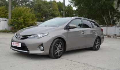 Toyota Auris 2014