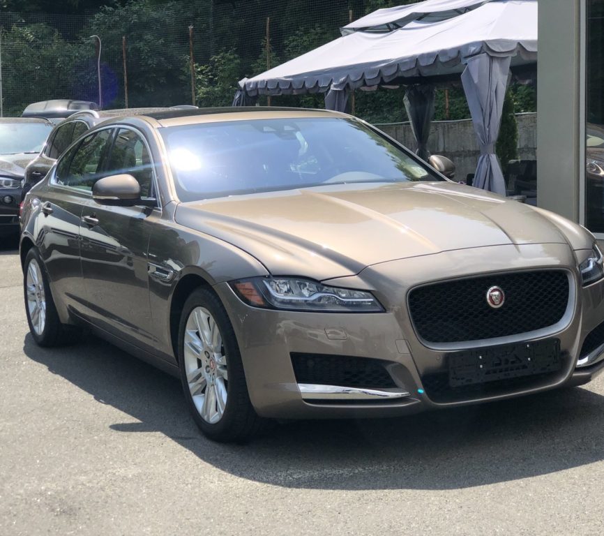 Jaguar XF 2016