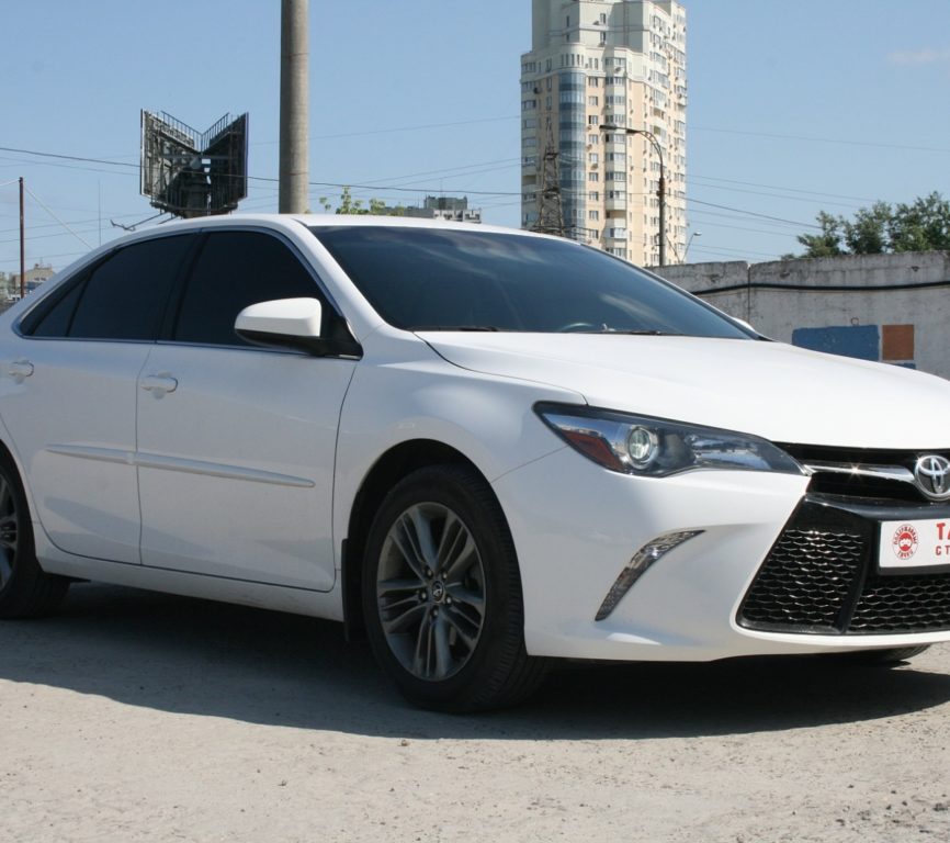 Toyota Camry 2015