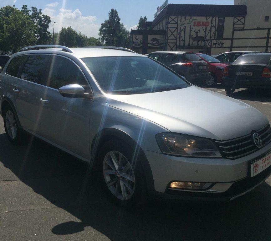 Volkswagen Passat B7 2012