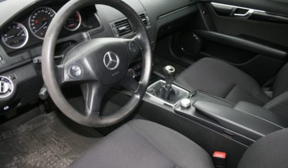 Mercedes-Benz C-Class 2011