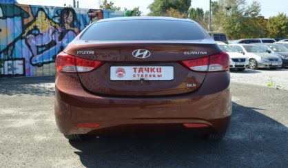 Hyundai Elantra 2012