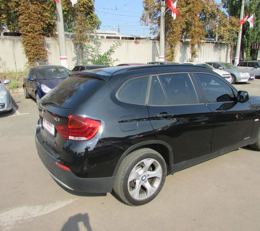 BMW X1 2011