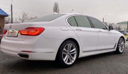 BMW 730 2016