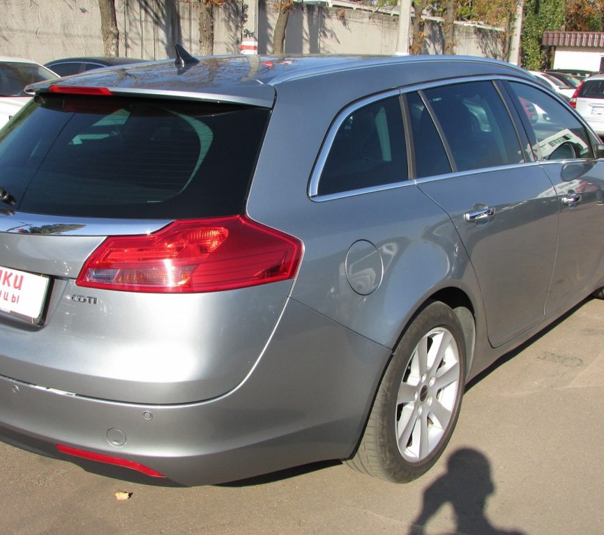 Opel Insignia 2011