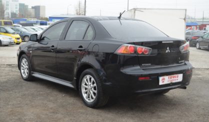 Mitsubishi Lancer X 2011