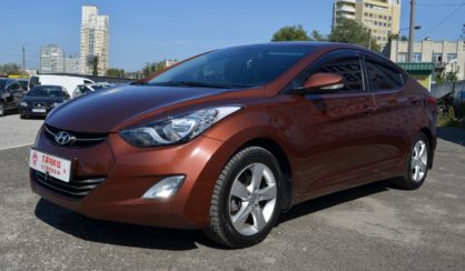 Hyundai Elantra 2012