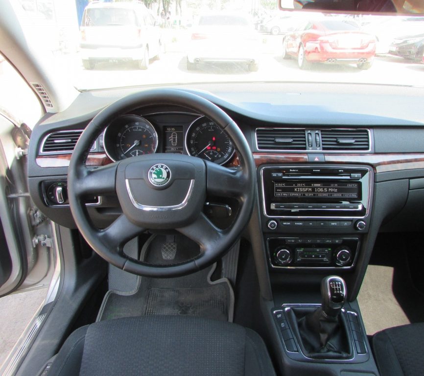 Skoda Superb 2010