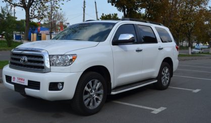 Toyota Sequoia 2016