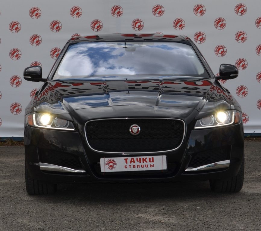 Jaguar XF 2016