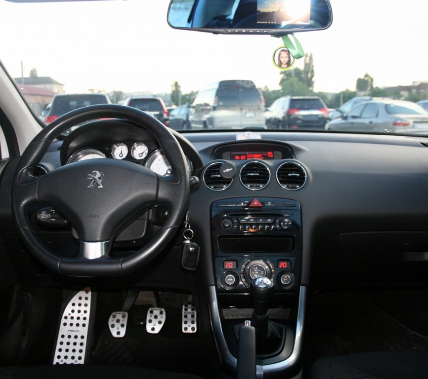 Peugeot 308 2011