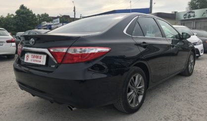 Toyota Camry 2017