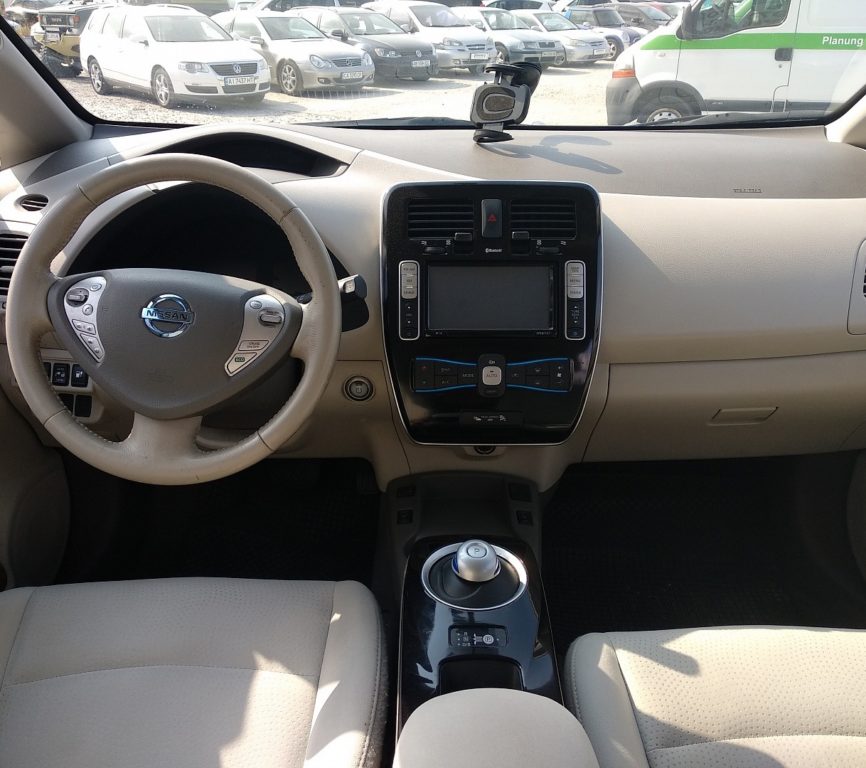 Nissan Leaf 2014