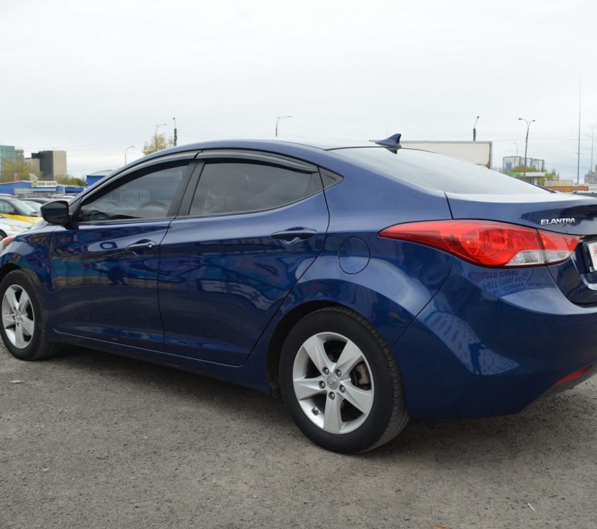 Hyundai Elantra 2013