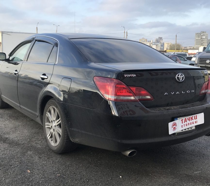 Toyota Avalon 2008