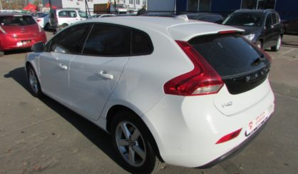 Volvo V40 2013