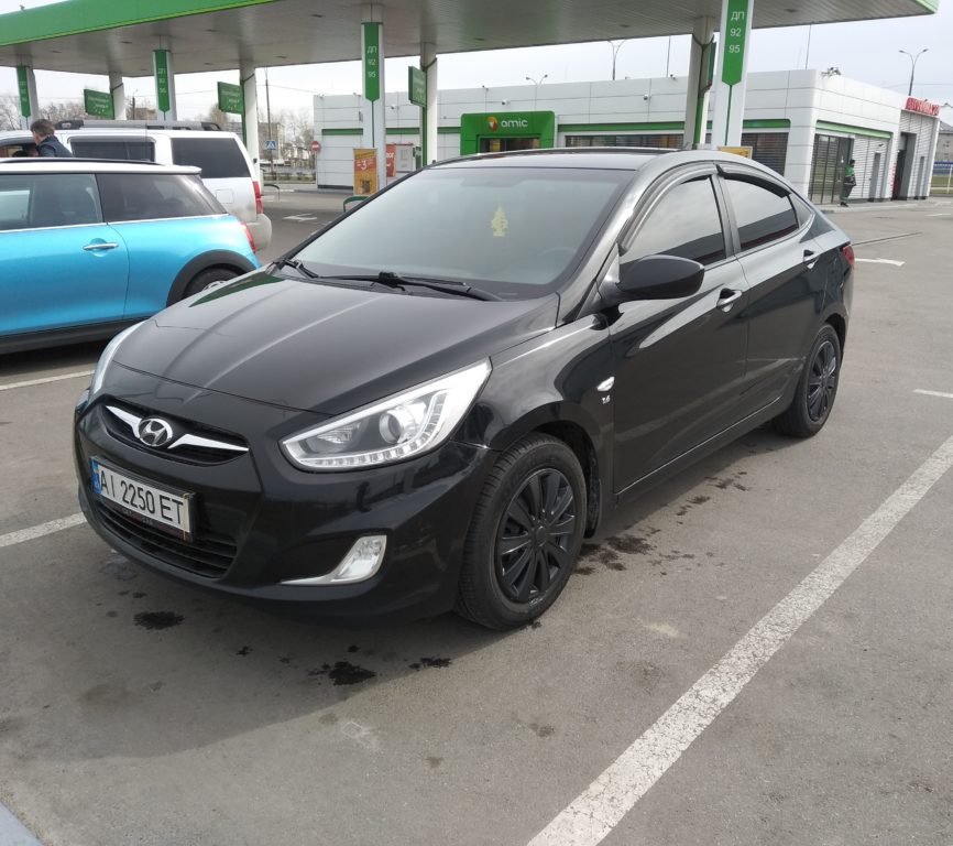 Hyundai Accent 2013