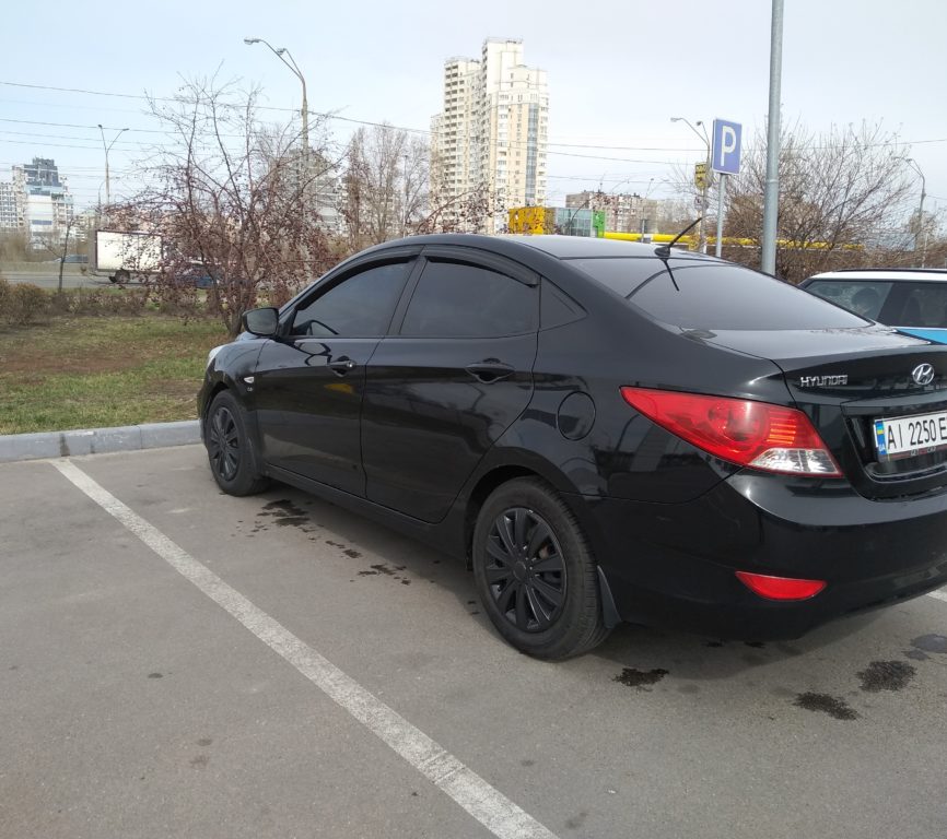 Hyundai Accent 2013