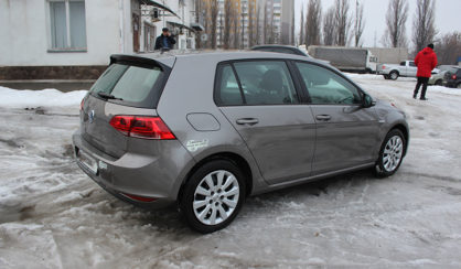 Volkswagen e-Golf 2015