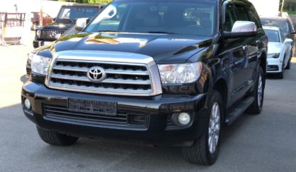 Toyota Sequoia 2010